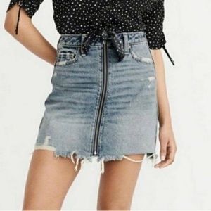 Abercrombie & Fitch Denim Blue Jean Skirt Front Zipper Size 00/24